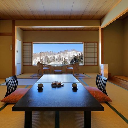 Отель Ginzanso Obanazawa Экстерьер фото